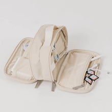 Load image into Gallery viewer, August Noa - Tech Organizer