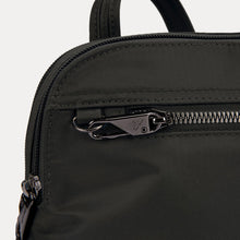 Load image into Gallery viewer, Travelon - AntiTheft Tailored E/W Organizer Handbag Black