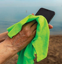 Load image into Gallery viewer, Travelon - On the Go Antimicrobial Cloth Set