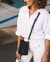 Load image into Gallery viewer, Crossbody Bag - Navy | Parker
