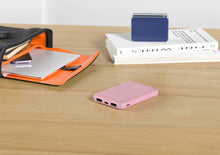 Load image into Gallery viewer, Portable Power Bank High Speed 6600 MAH
