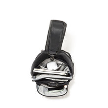 Load image into Gallery viewer, Baggallini - Central Park Sling
