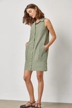 Load image into Gallery viewer, Lilla P - Sleeveless Pleat Pocket Dress
