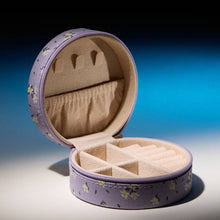 Load image into Gallery viewer, Daisy Cotton Travel Jewelry Box
