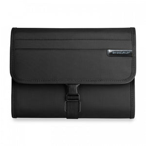 Briggs and Riley - Baseline - Deluxe Toiletry Kit