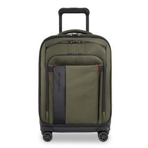 Briggs & Riley - Z - 22 " Domestic Carry On Spinner