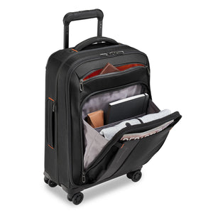 Briggs & Riley - Z - 22 " Domestic Carry On Spinner